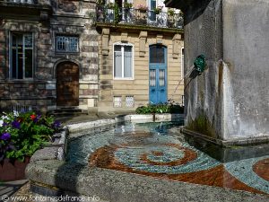 La Fontaine rue de Paris