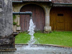 La Fontaine Grande Rue