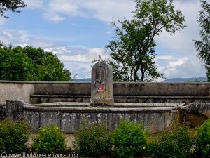 La Fontaine rue de l'Eglise