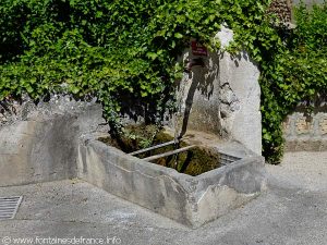 Fontaine près du Pont du Lèze