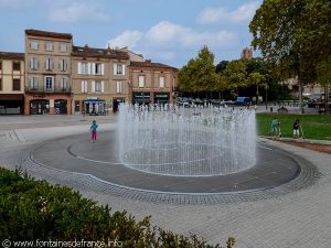 La Fontaine Place Lapérouse