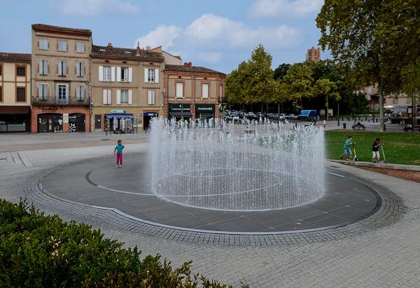 La Fontaine Place Lapérouse