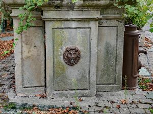 La Fontaine de la Vierge