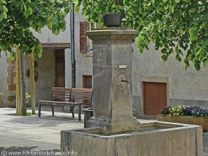 La Fontaine Place des Ormeaux