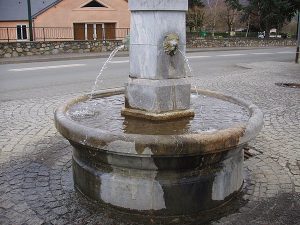La Fontaine Place de l'Eglise