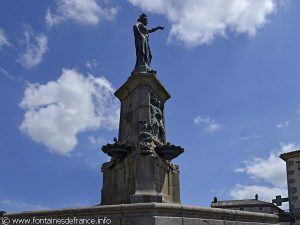 La Fontaine Lapayrière
