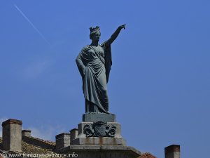 La Fontaine Lapayrière