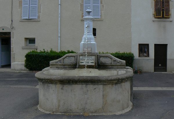 La Fontaine Place de la Fontaine