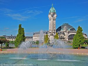 Fontaine Jets d'Eau du Champ de Juillet