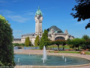 Fontaine Jets d'Eau du Champ de Juillet