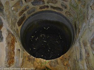 L'Ancienne Fontaine St-Lubin