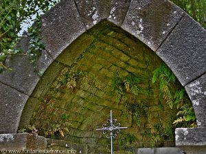 La Fontaine Saint-Lubin