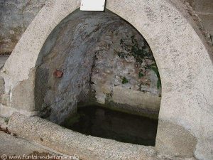 La Fontaine Lavoir du Bourg