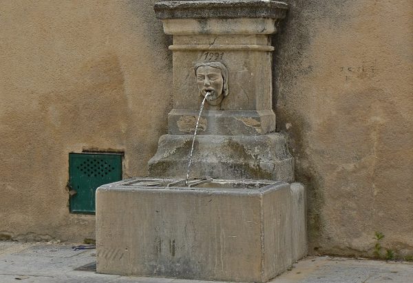 La Fontaine Place de la République