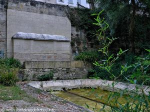 La Fontaine des Cinq Cannelles