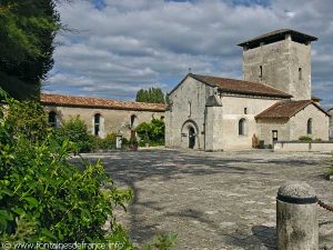 La Fontaine Place de l'Eglise
