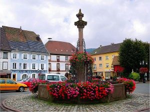 La Fontaine Place des Alliés