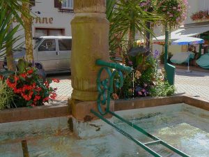 La Fontaine rue de Houppach