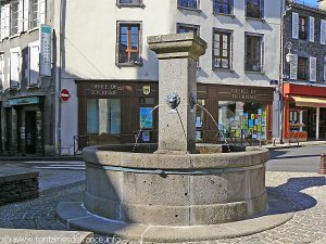 La Fontaine Place Vieillefont