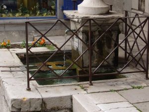 La Fontaine rue Pasteur