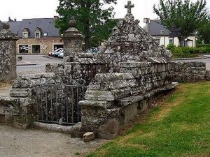 La Fontaine de N-D du Loc