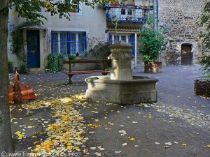 La Fontaine Place St-James