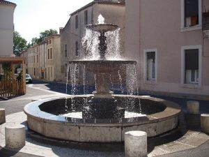 La Fontaine Place du Bassin Rond