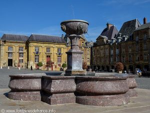 La Fontaine Place Ducal