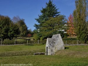 La Fontaine rue de la Roche