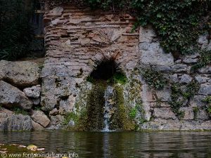 La Fontaine Quai du Lot