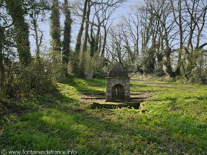 La Fontaine de la Chapelle de Kerdroguen