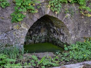 La Fontaine rue de la Croix de Bois
