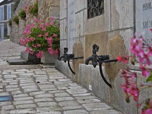 La Fontaine Eugène Raymond