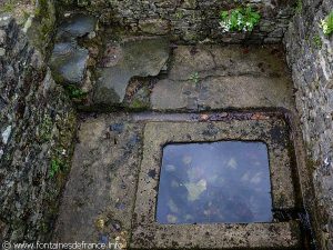 La Fontaine rue de la Fontaine