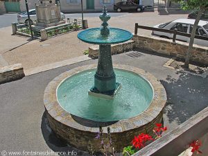 La Fontaine Place de l'Eglise