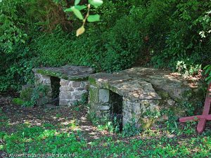 La Fontaine des Cars ou N-D d'Août