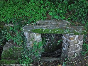 La Fontaine des Cars ou N-D d'Août