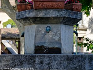La Fontaine cours du Pourtalet