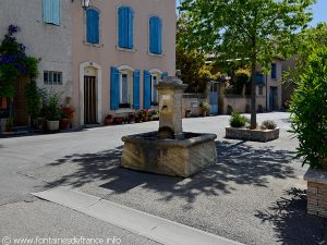 La Fontaine rue Torte