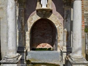 La Fontaine Ste-Claire