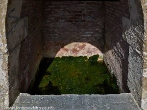 La Fontaine Ste-Claire