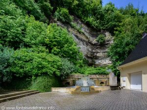 La Fontaine de la Grotte