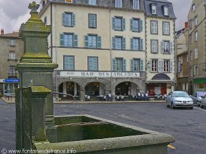 La Fontaine Place d'Armes