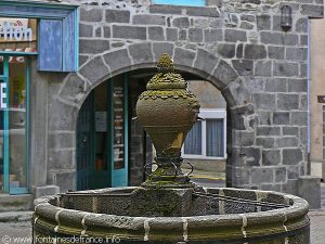 La Fontaine rue Marchande