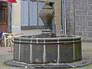 La Fontaine rue Marchande