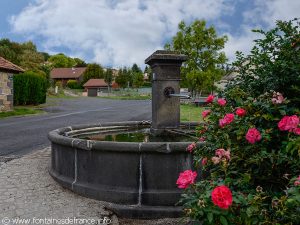 La Fontaine route de St-Aubin à Manson