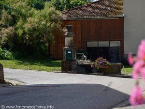 La Fontaine Grande Rue