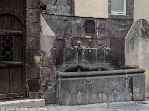 La Fontaine N-D du Port