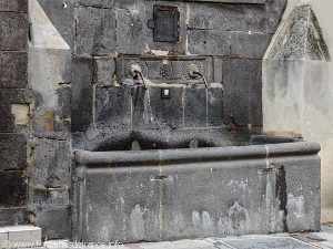 La Fontaine N-D du Port
