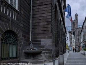 Les Fontaines de l'Hôtel de Ville